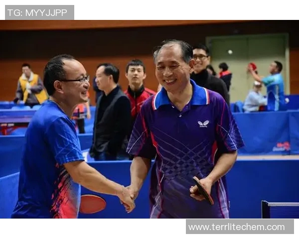 重庆乒乓球队团队协作变革引发热议助力竞技水平提升与发展 重庆乒乓球队团队协作变革引发热议助力竞技水平提升与发展